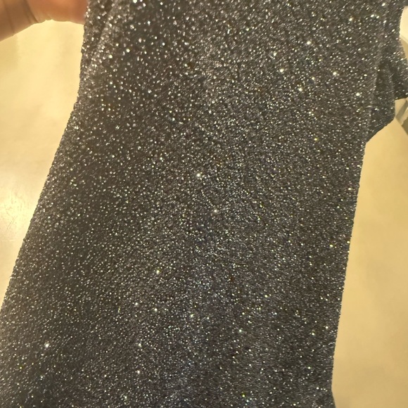 Blouse size medium - Picture 4 of 9